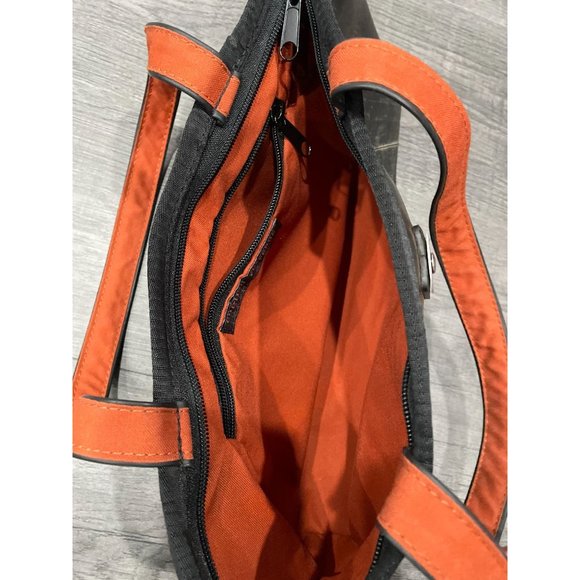 GENTLY USED ENGLISH RETREADS PURSE - Picture 3 of 5